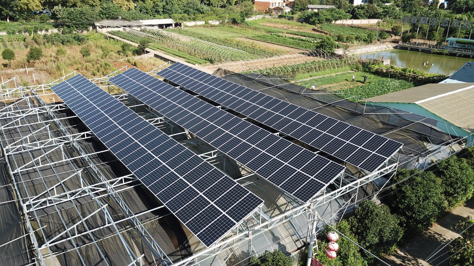 太阳能光伏发电，，，绿色环保，，，让你的生涯充满阳光