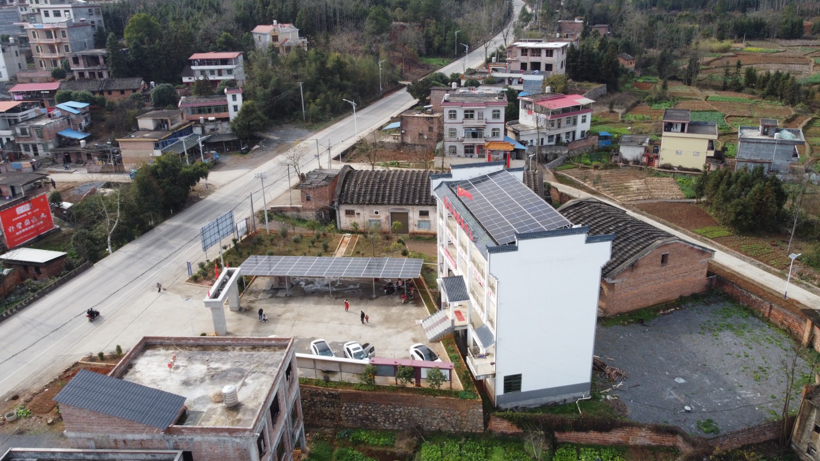 天下首个省级“新能源+墟落振兴”方案：：：三种投融资模式、、、最高收益10万/年/村 至少持续20年