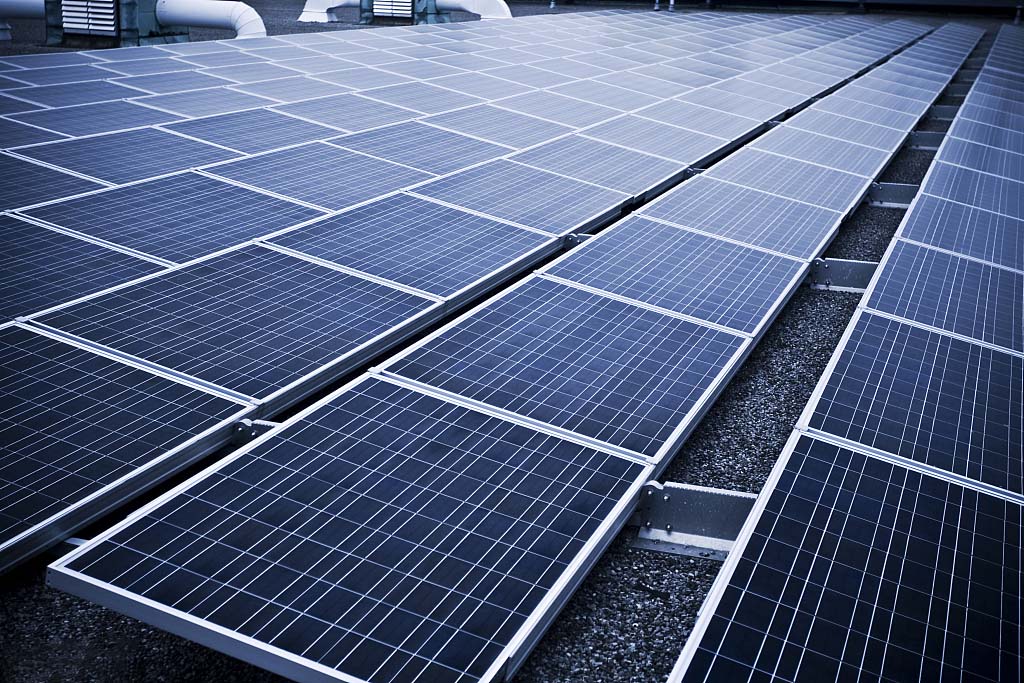 收益、、、备案、、、并网……你想知道的全都有！！！看完就去装光伏，，增电量，，多赚钱！！！