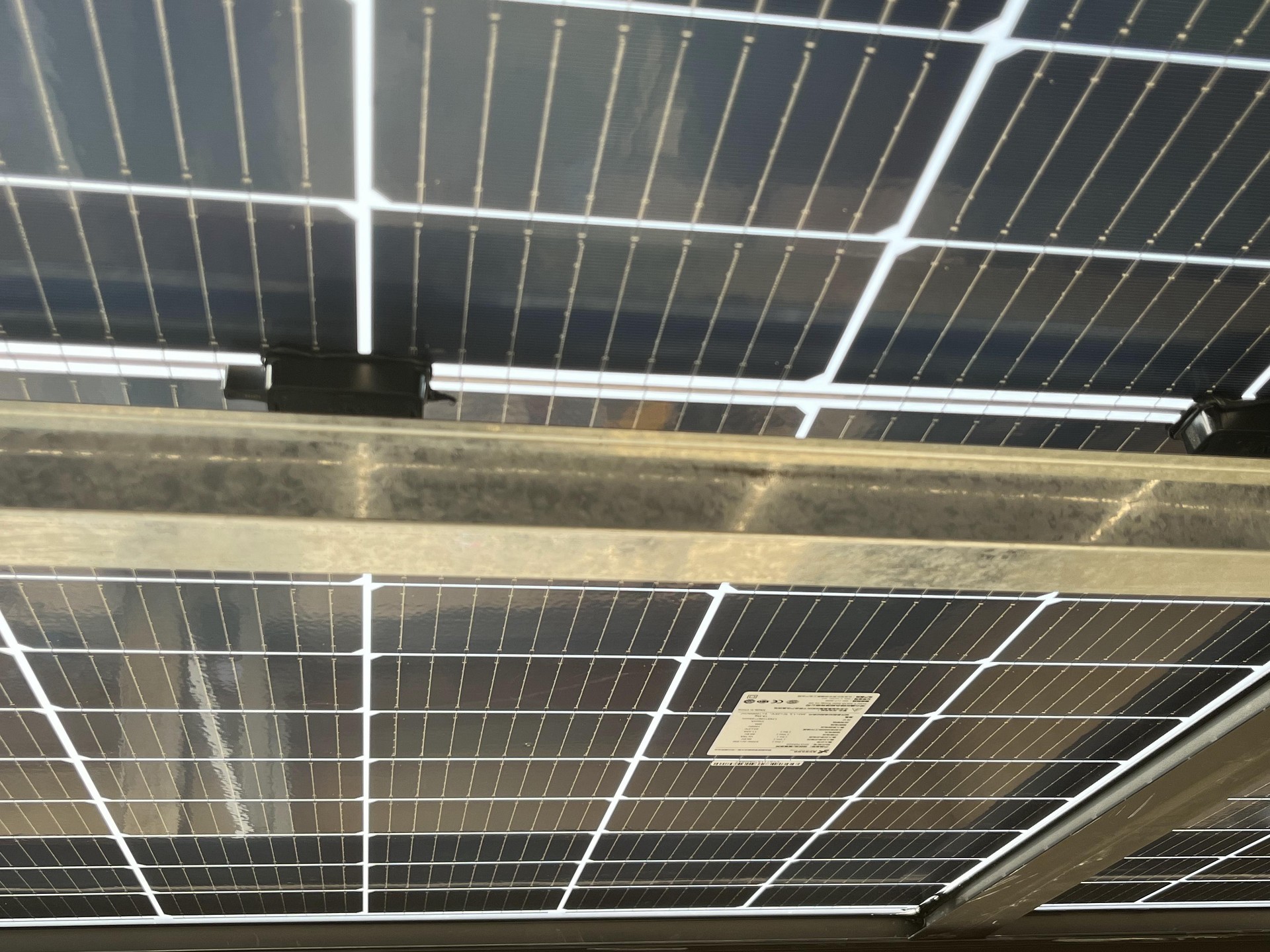 教育部：有条件地区开展学校修建屋顶光伏行动